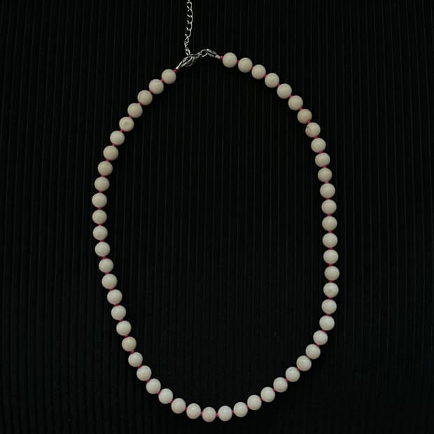 Hidden pink necklace