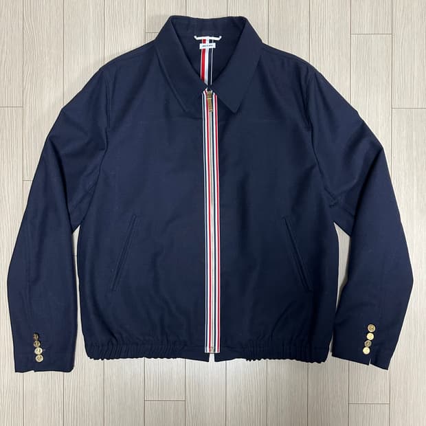 톰브라운 블루종