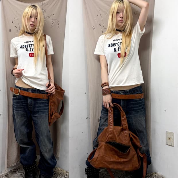 [abercrombie]Y2K Logo Print Loose Fit T
