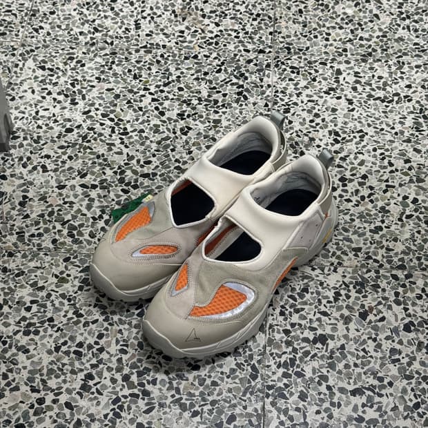 (44) 로아 하이킹 로즈 샌드 오렌지