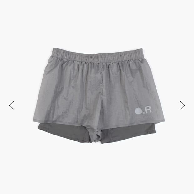 옵티미스틱 글로시 쇼츠