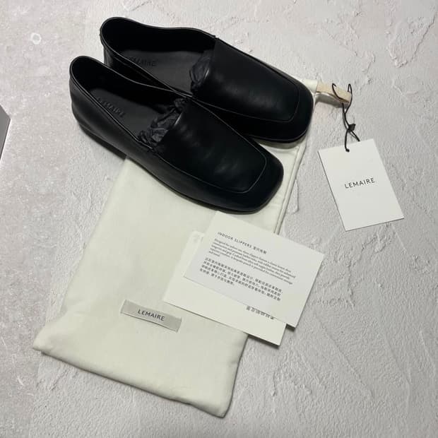 [37] 르메르 인도어 레더 플랫슈즈