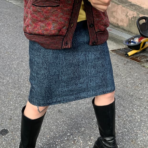 히스테릭 글래머 데님 스네이크 스킨 스커트