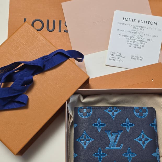 [풀구성] 루이비통 쉐도우 이클립스 반 지갑 네이비