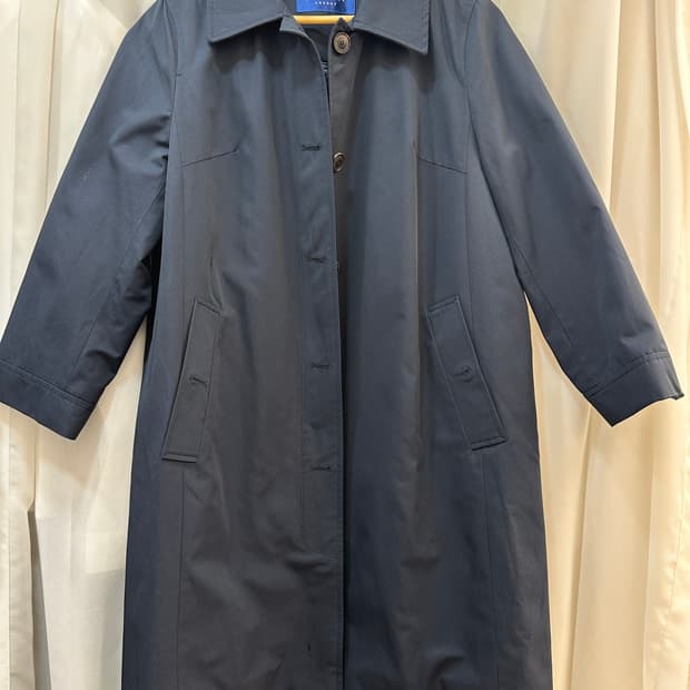 KEITH LONDON 네이비색 코트