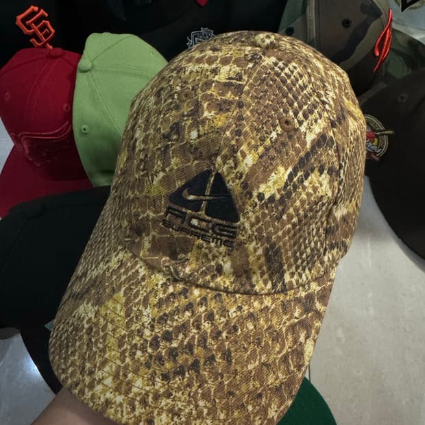 나이키 ACG x 슈프림 미시착 처분 