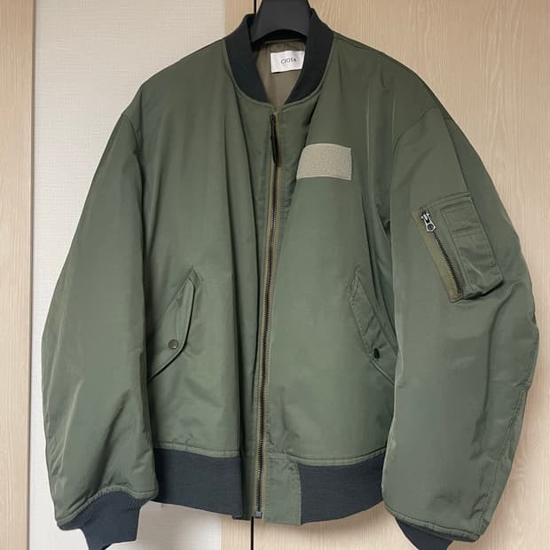 Ciota 시오타 - MA-1 Flight Jacket - Olive