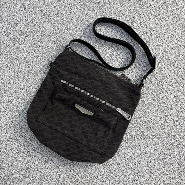 키플링 코트랄 크로스백 0409J