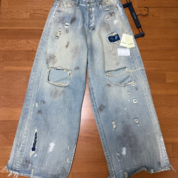 [32]베트멍 디스트레스드 연청 데님