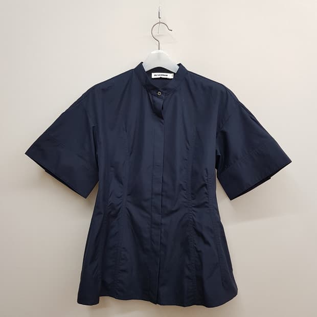 질샌더(JIL SANDER) 미니멀 반팔 플레어 셔츠 36사이즈