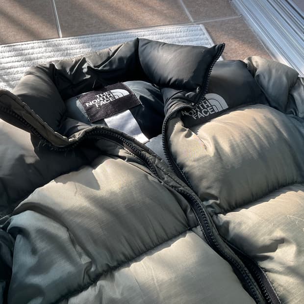 노스페이스 눕시 700 희귀 색상