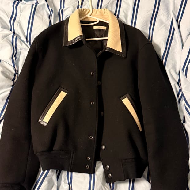 렉토 바시티 블랙 급쳐