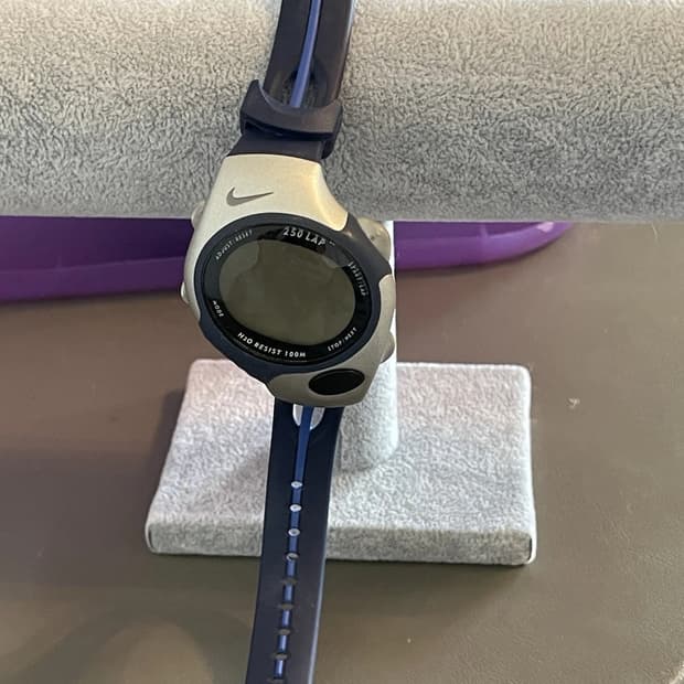 나이키 트라이액스 250 랩