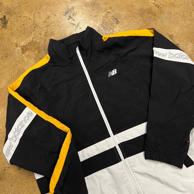 [정품/L] 뉴발란스 블랙 옐로우 바람막이 자켓 b15