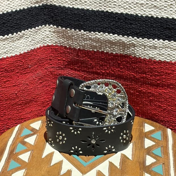 Western native flower belt / 웨스턴 스터드 벨트