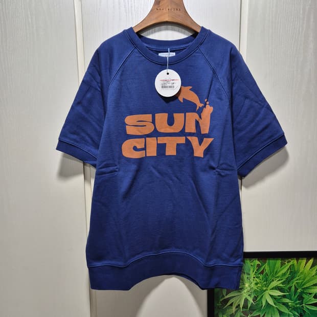 (세일)(새상품)빅웨이브 브랜드 반팔 맨투맨 블루네이비