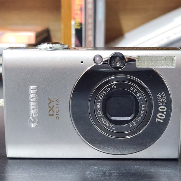 캐논 IXY 25 is 빈티지 디카 (IXUS 85 is 동일)