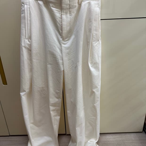 cos 플리티드 코튼 와이드 레그 트라우저