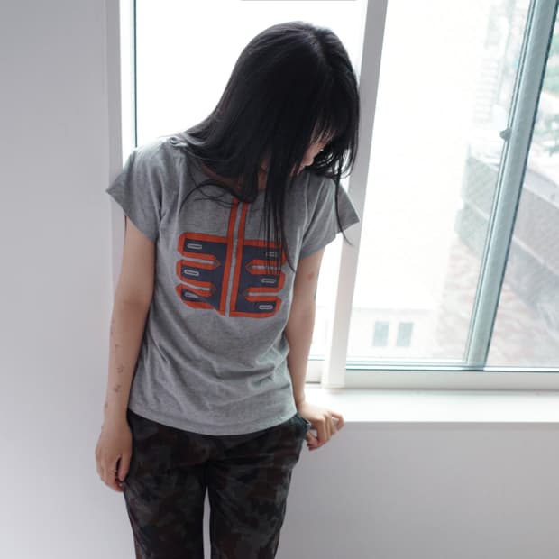 Button graphic t-shirt