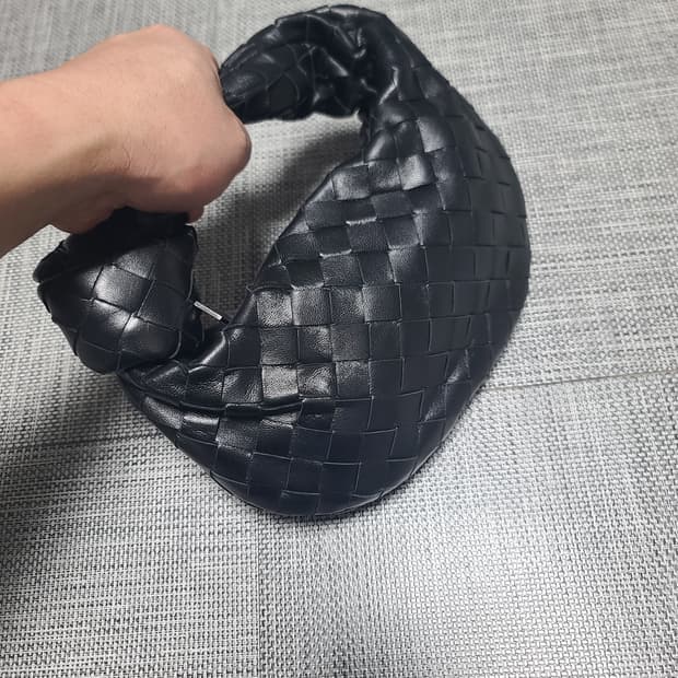 보테가베네타 조디백 미니 블랙 은장 토트백