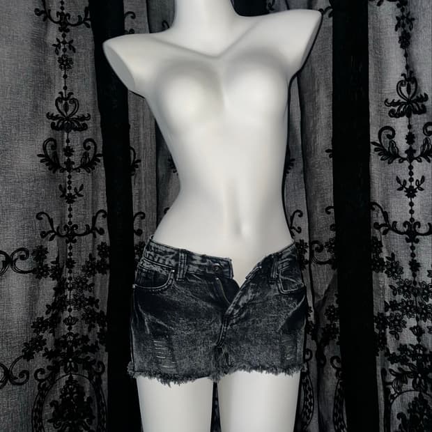 washed jean shorts