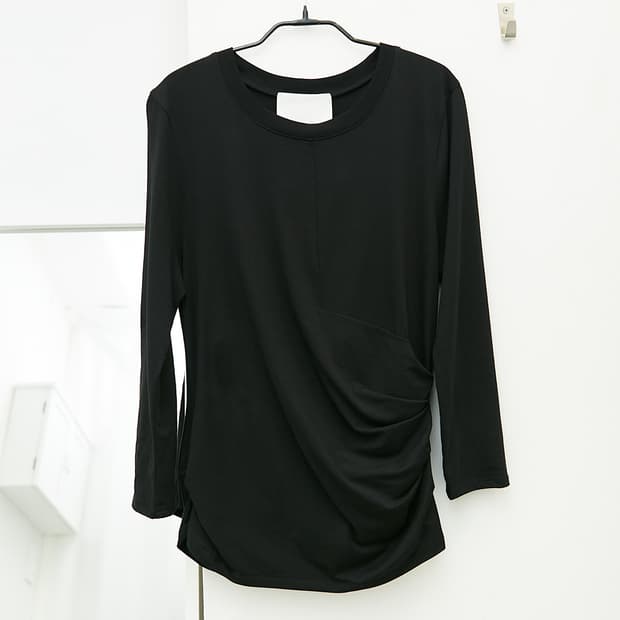 Draping Three-Quarter Sleeve T-Shirt