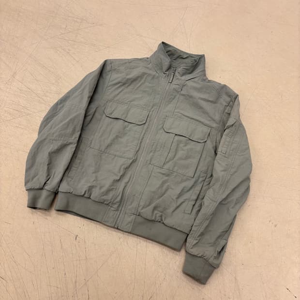 버카루 나일론 유틸리티 자켓