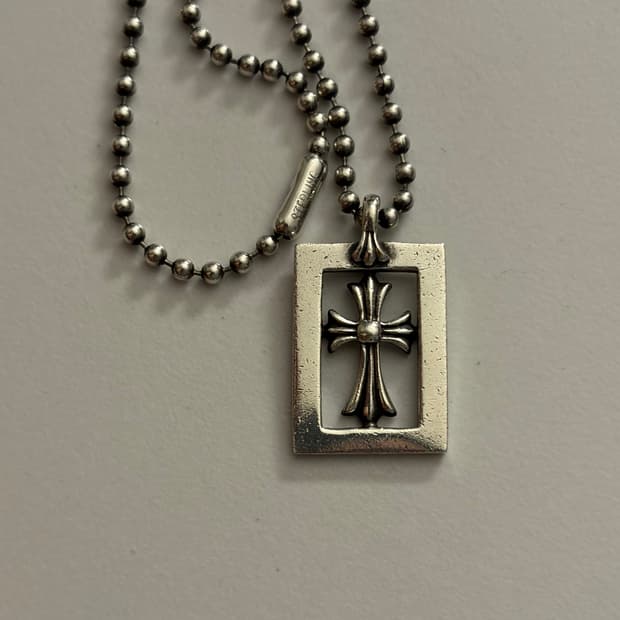 크롬하츠 프레임드 베이비팻 + 볼체인