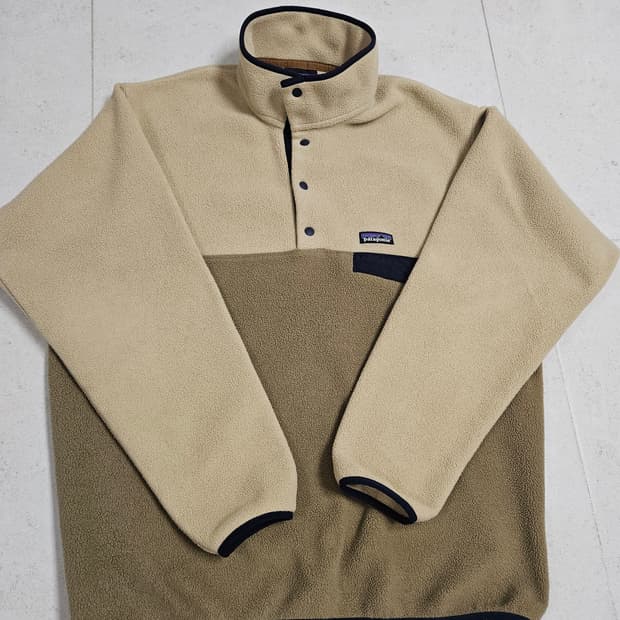 파타고니아 신칠라 L 베이지 탄