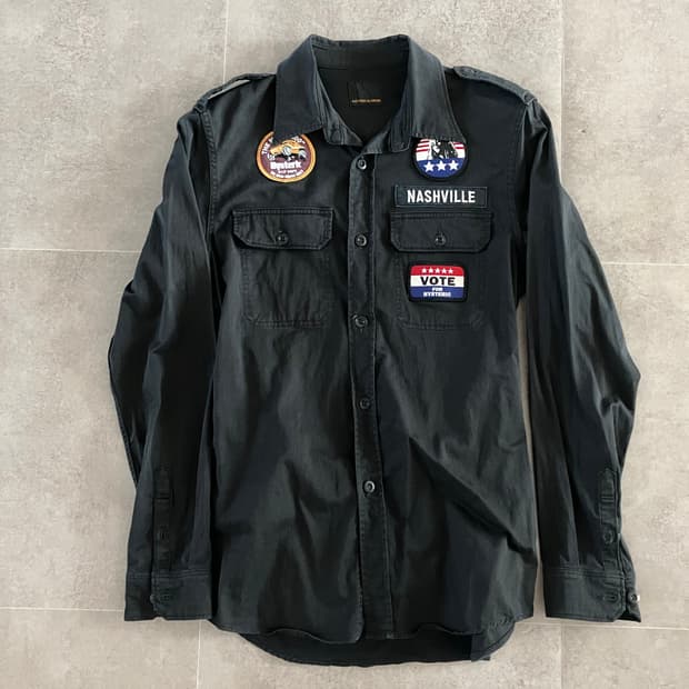 히스테릭글래머 밀리터리 패치 셔츠