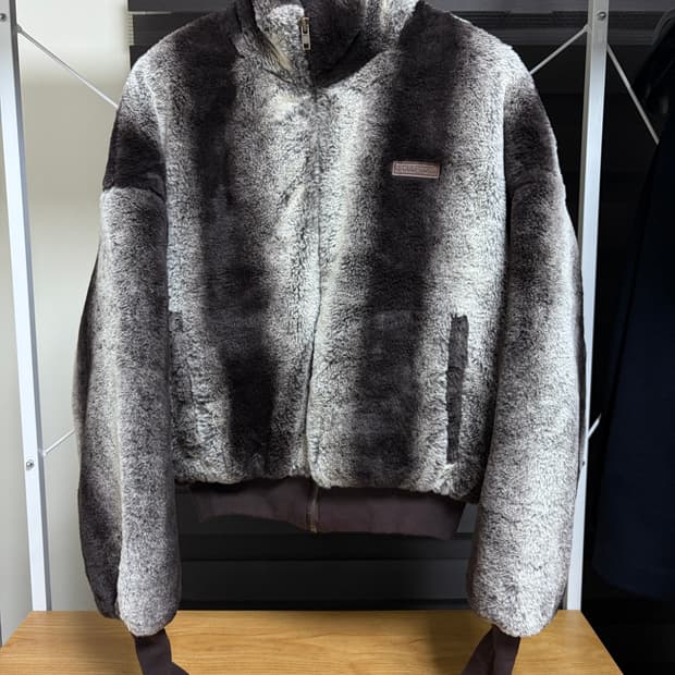 스컬프터 퍼 자켓 Faux Fur Fingerless Jacket