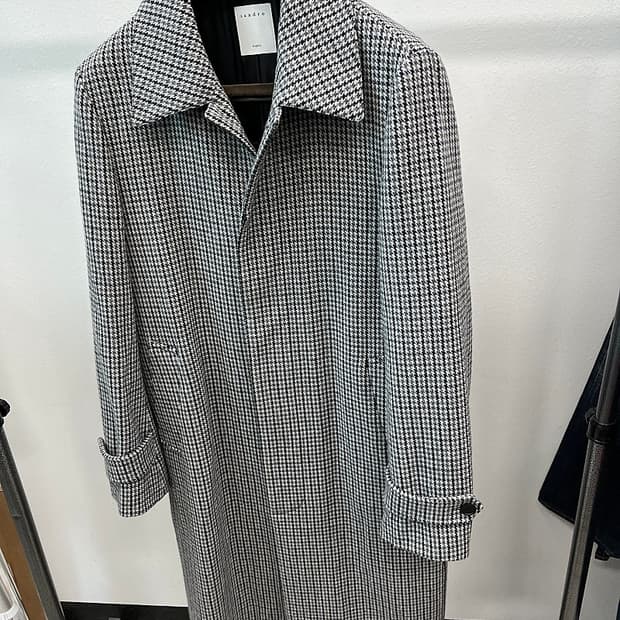 105) 산드로 체크 발마칸 코트 