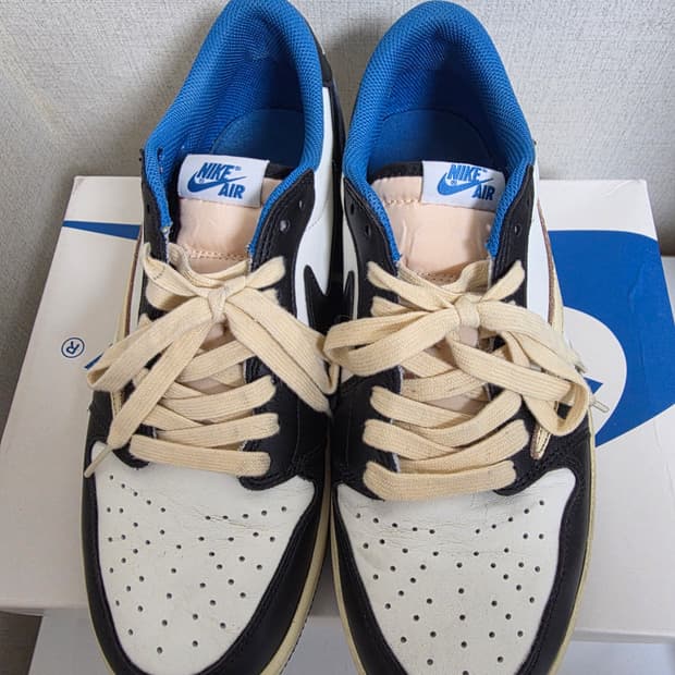 조던 프라그먼트 스캇 , 프스캇 로우 270