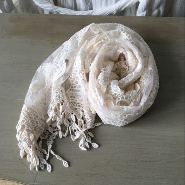 lace scarf