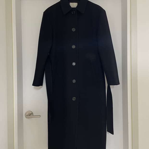 아모멘토 코트 블랙 24fw