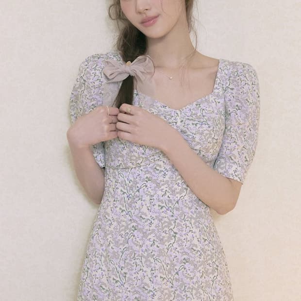 르니나 스퀘어넥 플라워 드레스 바이올렛 사나 원피스
