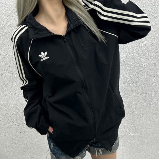 아디다스 화이트라인 블랙 후드 바람막이 3XL