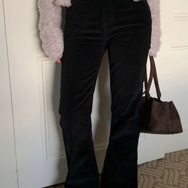 Unusually 블랙데님 세미부츠컷 팬츠