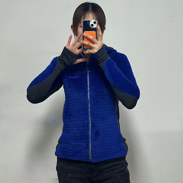 Rab(랩) 자수로고 캐톨리스트 미드웨이트 자켓 블루