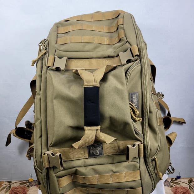 MAGFORCE 택티컬 백팩 카키