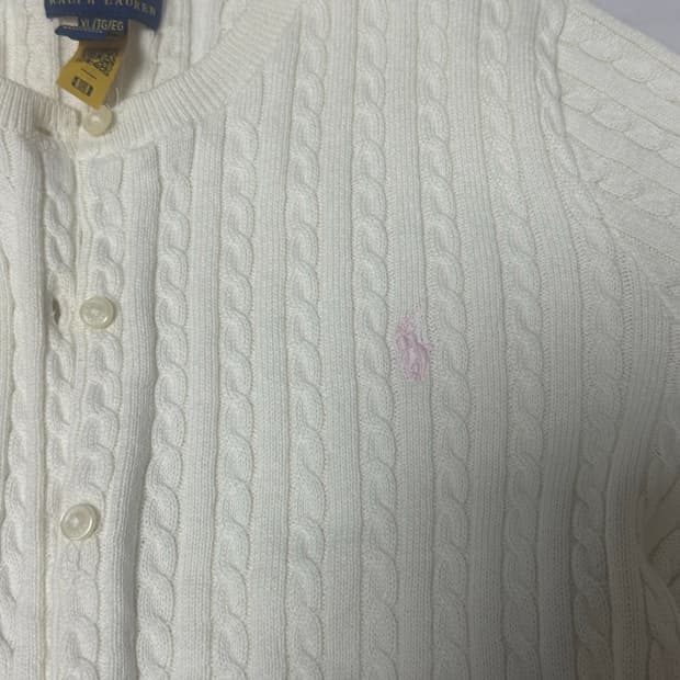 폴로 흰색 가디건