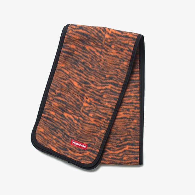  SUPREME "Pattern Muffler"