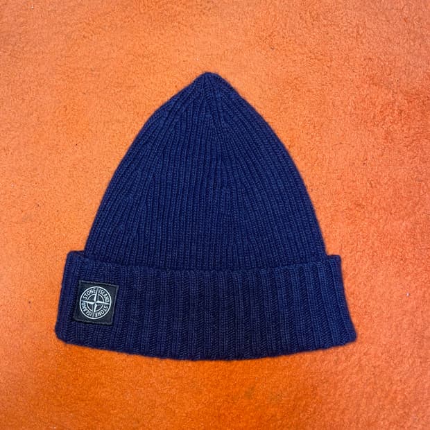 스톤아일랜드 비니