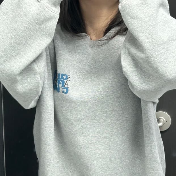 스컬프터 그레이 맨투맨 M