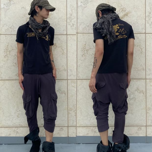 [Disney]Leopard Gold Logo Print Slim Tee