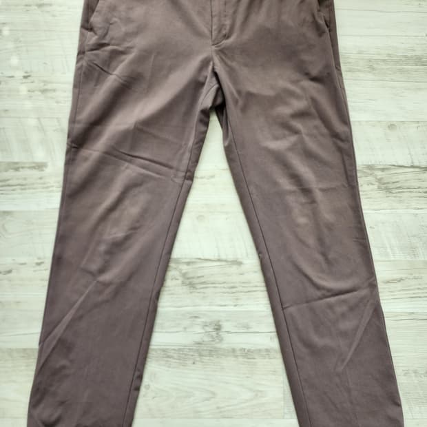 MUSINSA 무신사 스탠다드 테이퍼드핏 슬랙스 팜. 36인치 정장 바지