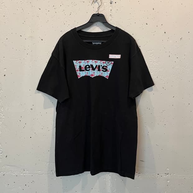 리바이스 플라밍고 로고 반팔티 L