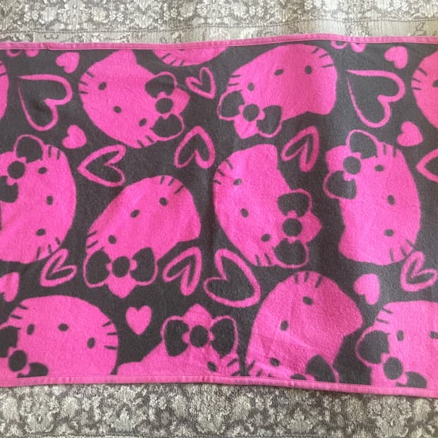 빈티지 산리오 헬로키티 핑크 무릎담요 💗🩶