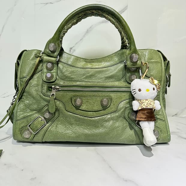 [A 정품] 발렌시아가 자이언트 시티 모터백 그린