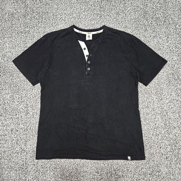 고스트리퍼블릭 반팔티셔츠